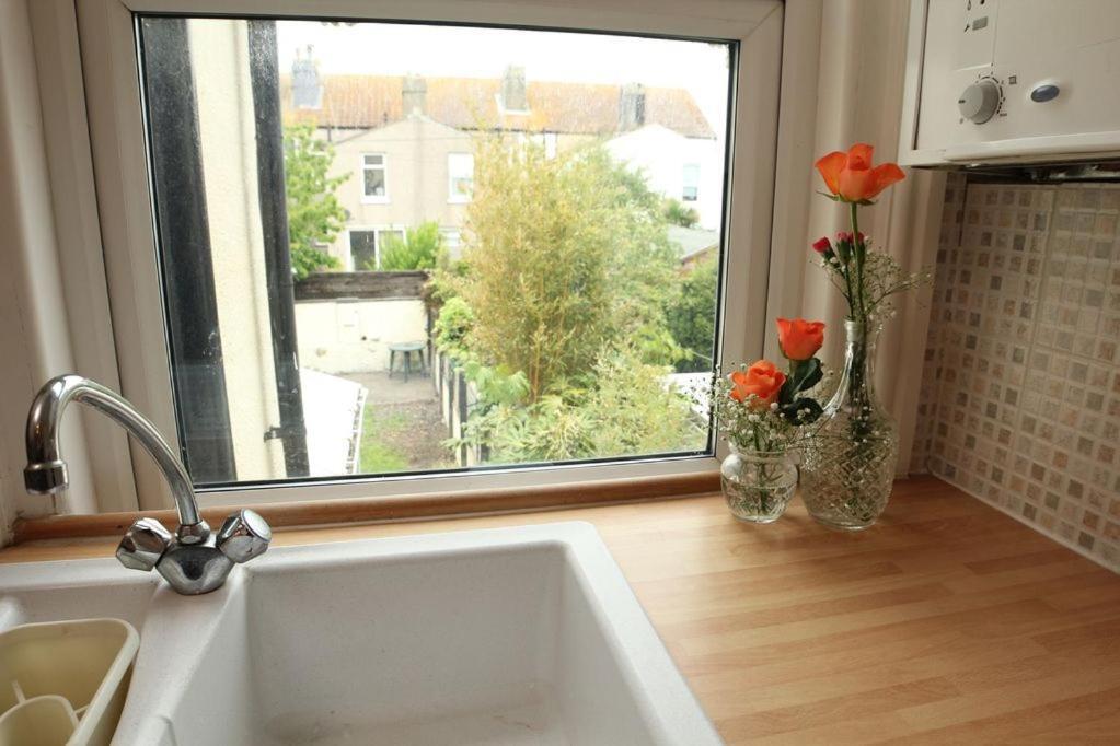 Evee'S Pebbles 1 Apartman Eastbourne Kültér fotó