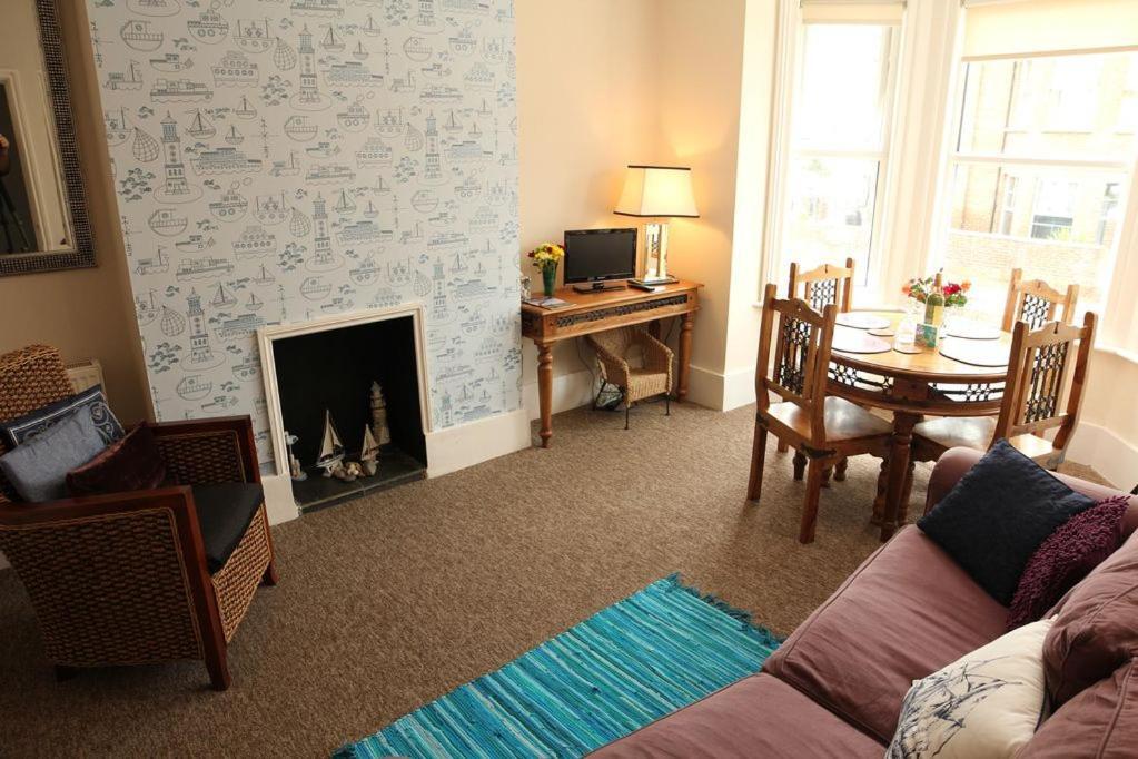 Evee'S Pebbles 1 Apartman Eastbourne Kültér fotó